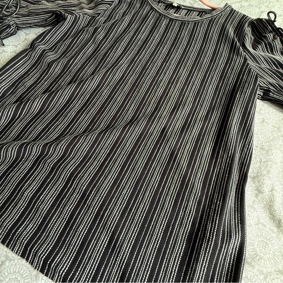 Lucky Brand Black & White Striped Bell Sleeve Lace-upTop Size L - Picture 5 of 7